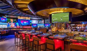 Pemain menikmati sportsbook mobile di sevenslot77 dengan kemudahan akses